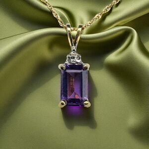 10K Gold - Amethyst & Diamond Necklace -16"- Emerald Cut Amethyst -February -1g